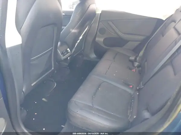 7SAYGDEE0NA018257 2022 TESLA MODEL Y - Image 8