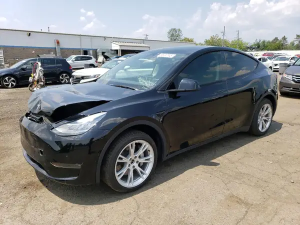 7SAYGDEE0NA018906 2022 TESLA MODEL Y