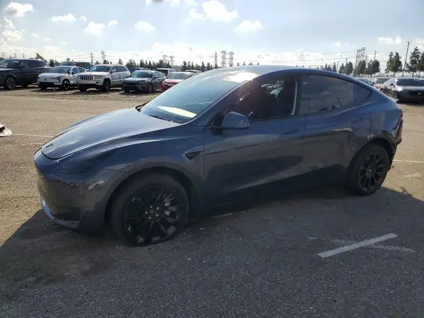 7SAYGDEE0NA019618 2022 TESLA MODEL Y - Image 1