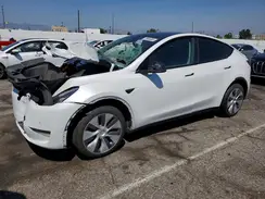 7SAYGDEE0NA022017 2022 TESLA MODEL Y