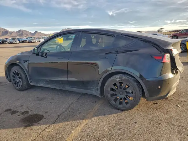 7SAYGDEE0NA022227 2022 TESLA MODEL Y - Image 2