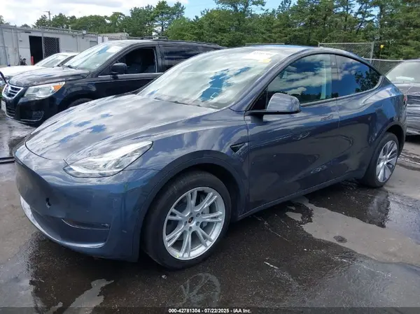 7SAYGDEE0NA022681 2022 TESLA MODEL Y - Image 2