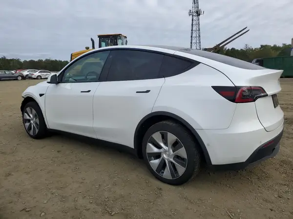 7SAYGDEE0NF309229 2022 TESLA MODEL Y - Image 2