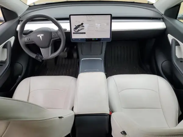 7SAYGDEE0NF309229 2022 TESLA MODEL Y - Image 8