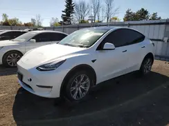7SAYGDEE0NF313877 2022 TESLA MODEL Y