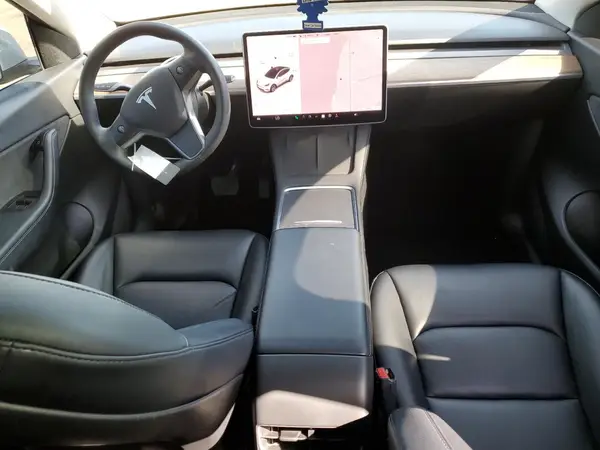 7SAYGDEE0NF313877 2022 TESLA MODEL Y - Image 8