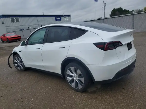 7SAYGDEE0NF315483 2022 TESLA MODEL Y - Image 2