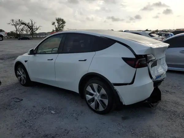 7SAYGDEE0NF317606 2022 TESLA MODEL Y - Image 2