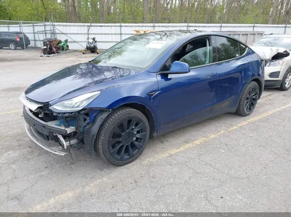 7SAYGDEE0NF321459 2022 TESLA MODEL Y - Image 2