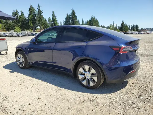 7SAYGDEE0NF321526 2022 TESLA MODEL Y - Image 2