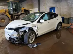 7SAYGDEE0NF322191 2022 TESLA MODEL Y