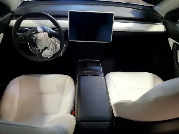 7SAYGDEE0NF322191 2022 TESLA MODEL Y - Image 8
