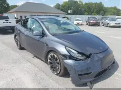 7SAYGDEE0NF329982 2022 TESLA MODEL Y