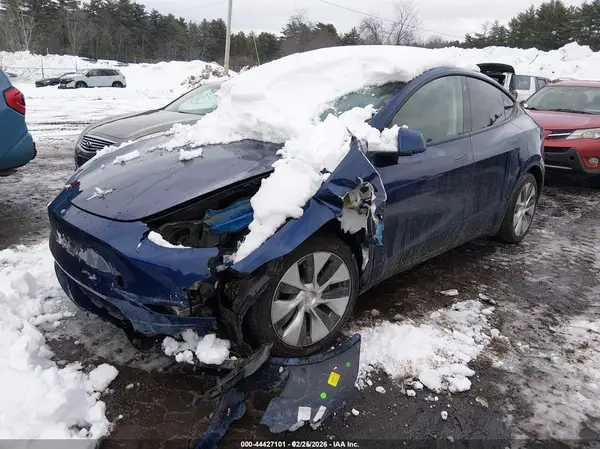 7SAYGDEE0NF332221 2022 TESLA MODEL Y - Image 2