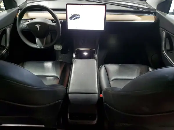 7SAYGDEE0NF340108 2022 TESLA MODEL Y - Image 8