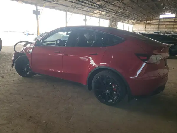 7SAYGDEE0NF342361 2022 TESLA MODEL Y - Image 2