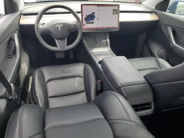 7SAYGDEE0NF354378 2022 TESLA MODEL Y - Image 8