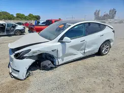 7SAYGDEE0NF356910 2022 TESLA MODEL Y
