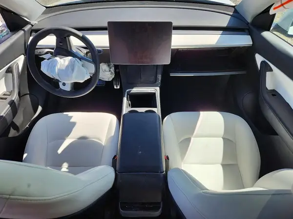 7SAYGDEE0NF360486 2022 TESLA MODEL Y - Image 8