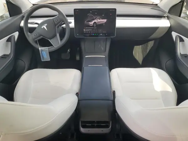 7SAYGDEE0NF362688 2022 TESLA MODEL Y - Image 8