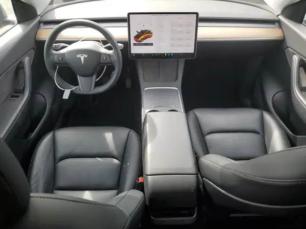 7SAYGDEE0NF378356 2022 TESLA MODEL Y - Image 8