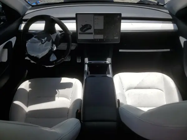 7SAYGDEE0NF378583 2022 TESLA MODEL Y - Image 8