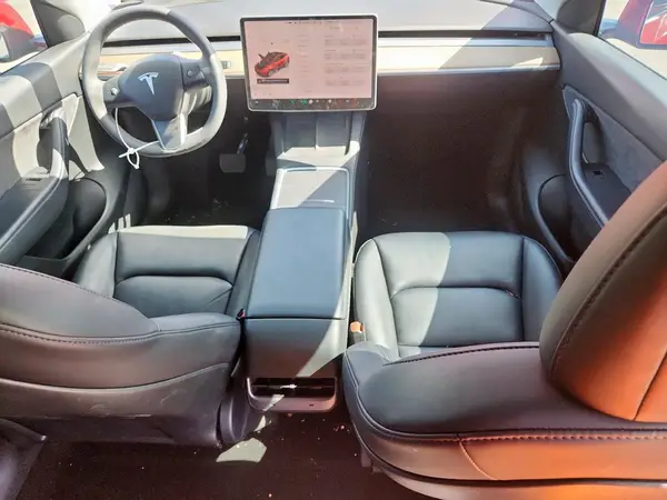 7SAYGDEE0NF382665 2022 TESLA MODEL Y - Image 8
