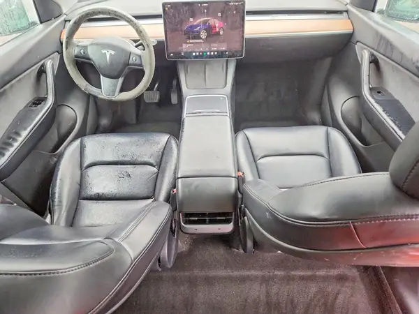 7SAYGDEE0NF384805 2022 TESLA MODEL Y - Image 8