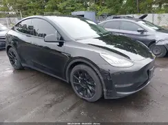 7SAYGDEE0NF385324 2022 TESLA MODEL Y