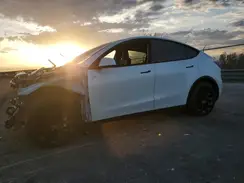 7SAYGDEE0NF385601 2022 TESLA MODEL Y