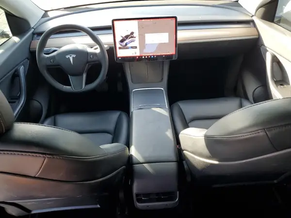 7SAYGDEE0NF385937 2022 TESLA MODEL Y - Image 8