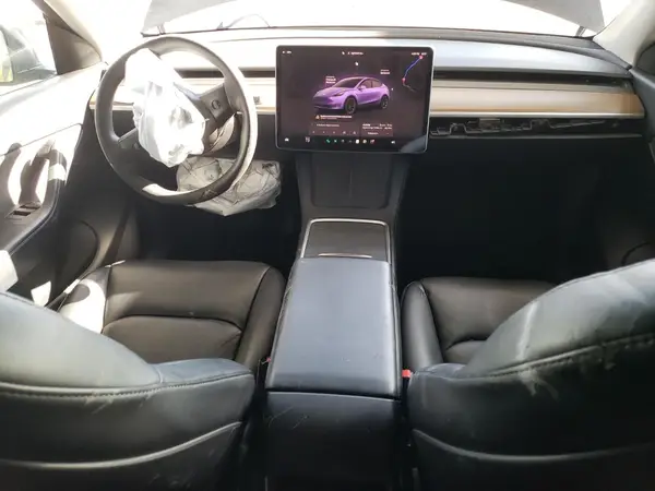7SAYGDEE0NF386683 2022 TESLA MODEL Y - Image 8