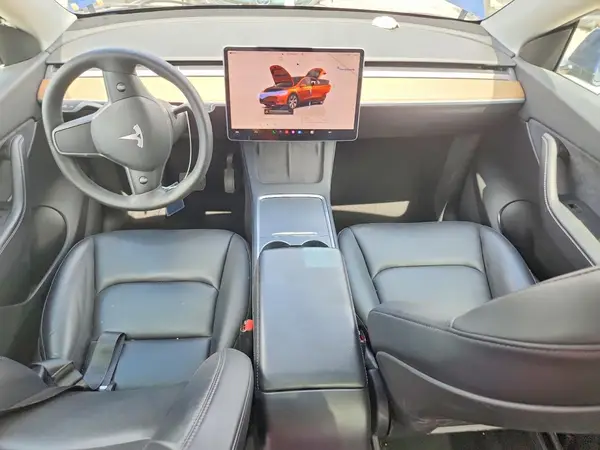 7SAYGDEE0NF401151 2022 TESLA MODEL Y - Image 8