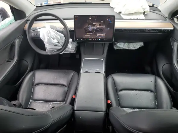 7SAYGDEE0NF401683 2022 TESLA MODEL Y - Image 8