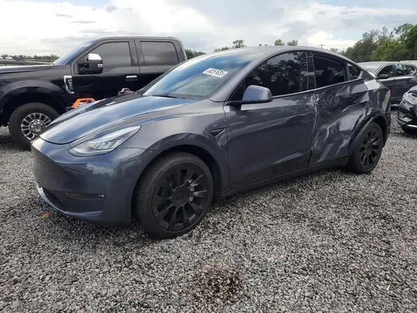 7SAYGDEE0NF413252 2022 TESLA MODEL Y - Image 1