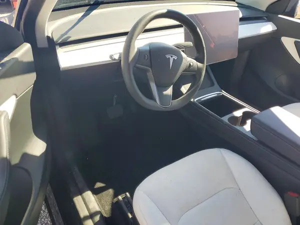 7SAYGDEE0NF414479 2022 TESLA MODEL Y - Image 8