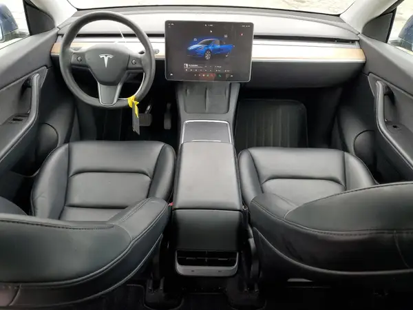 7SAYGDEE0NF423988 2022 TESLA MODEL Y - Image 8