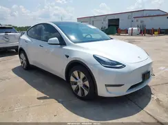 7SAYGDEE0NF424560 2022 TESLA MODEL Y