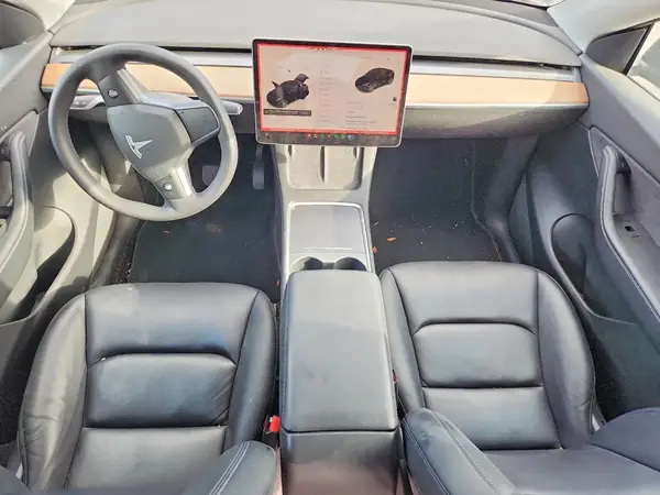 7SAYGDEE0NF426518 2022 TESLA MODEL Y - Image 8