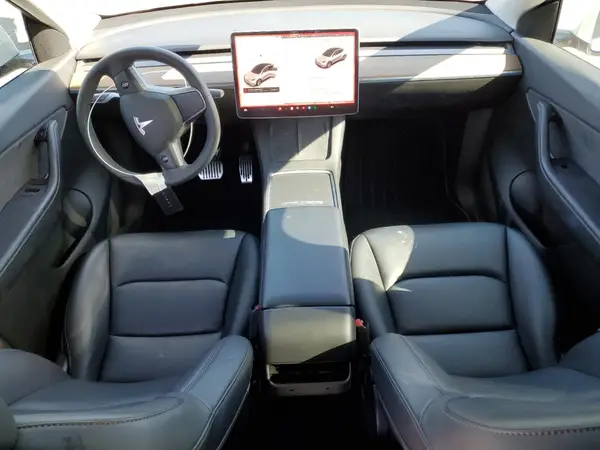 7SAYGDEE0NF428074 2022 TESLA MODEL Y - Image 8