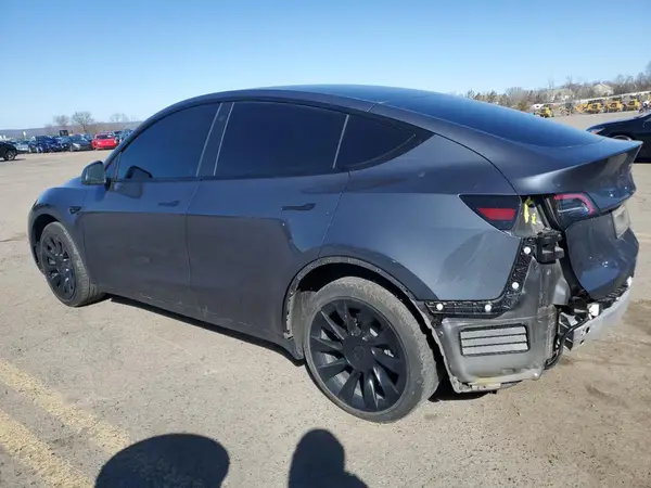 7SAYGDEE0NF434859 2022 TESLA MODEL Y - Image 2