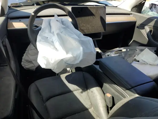 7SAYGDEE0NF437101 2022 TESLA MODEL Y - Image 8