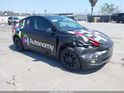 7SAYGDEE0NF441729 2022 TESLA MODEL Y