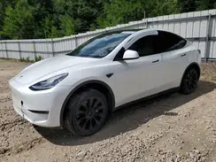 7SAYGDEE0NF447238 2022 TESLA MODEL Y