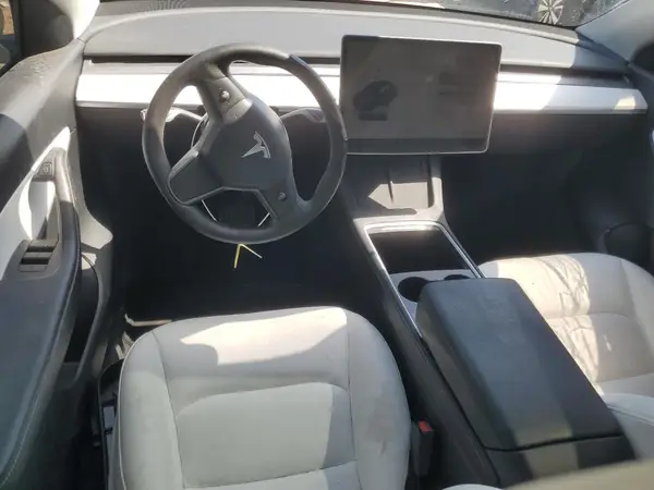 7SAYGDEE0NF447238 2022 TESLA MODEL Y - Image 8