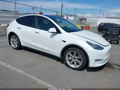 7SAYGDEE0NF451306 2022 TESLA MODEL Y