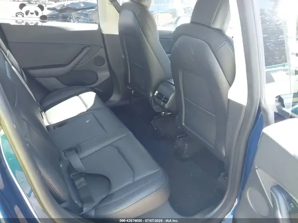 7SAYGDEE0NF454724 2022 TESLA MODEL Y - Image 8
