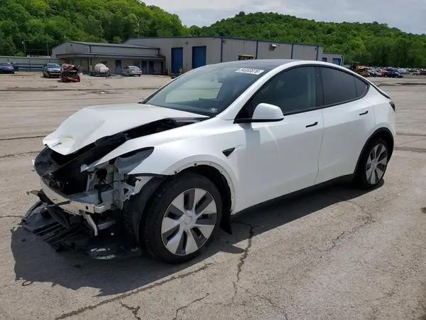 7SAYGDEE0NF455615 2022 TESLA MODEL Y - Image 1