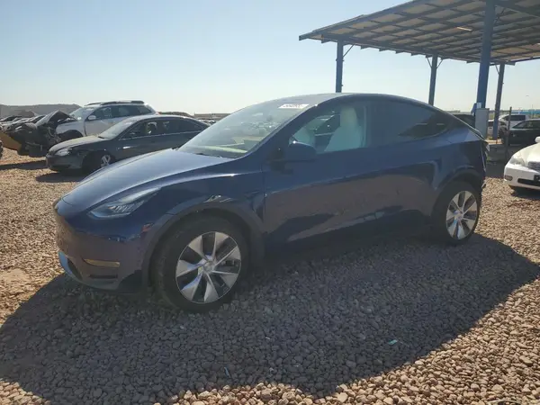 7SAYGDEE0NF468915 2022 TESLA MODEL Y - Image 1