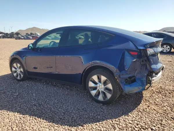 7SAYGDEE0NF468915 2022 TESLA MODEL Y - Image 2